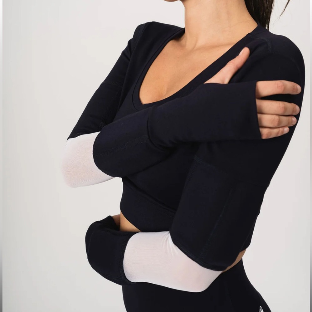 Women's Core Weighted Long Sleeve Crop Top